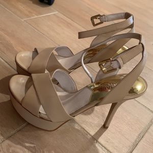 Nude Heels ; size 6 worn once